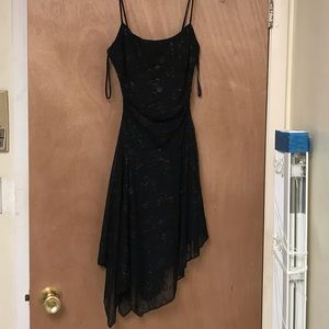 Ladies Papaya small black dress